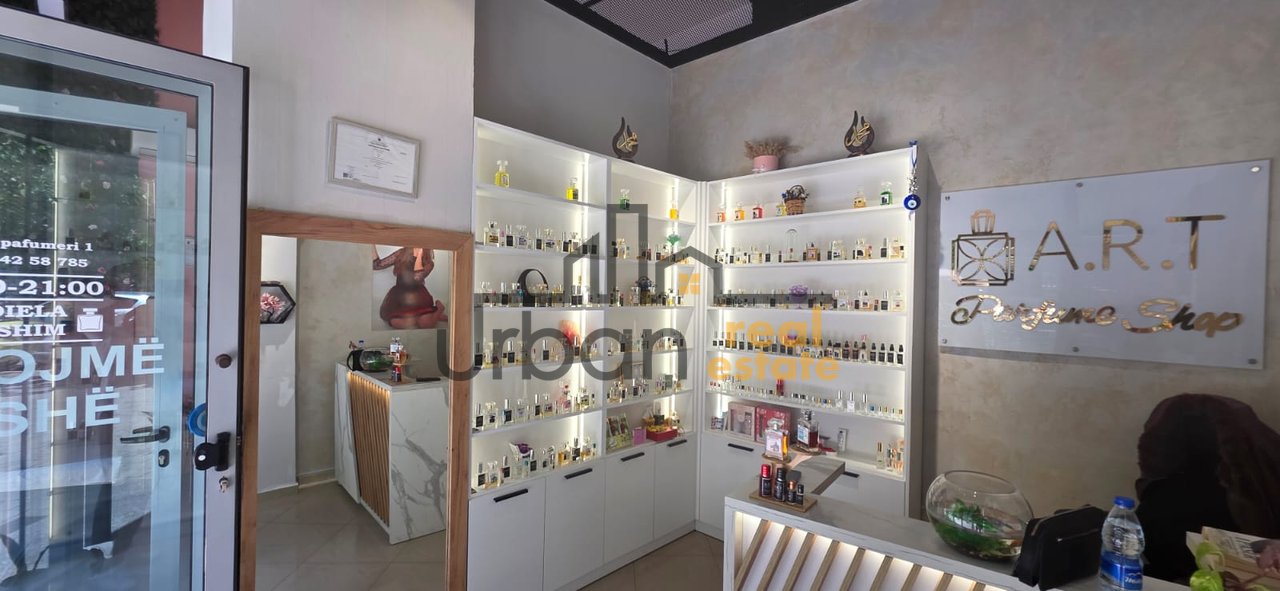 Shitet,  Biznesi,  Astir, Tiranë - 10,000 Lekë | 45 m²