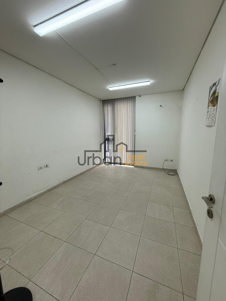 For rent, 1+1 Apartment, Flour Factory, Tirana - 40,000 Lek | 60 m²
