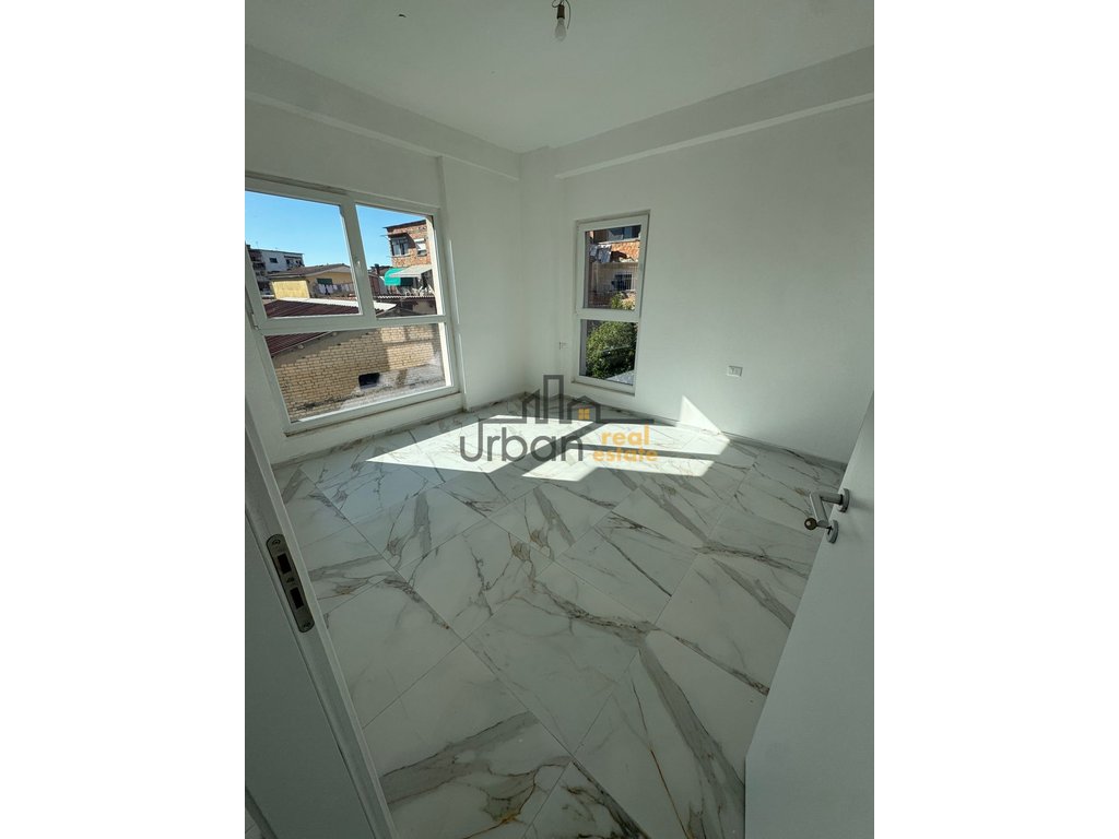 urbanrealestate.al