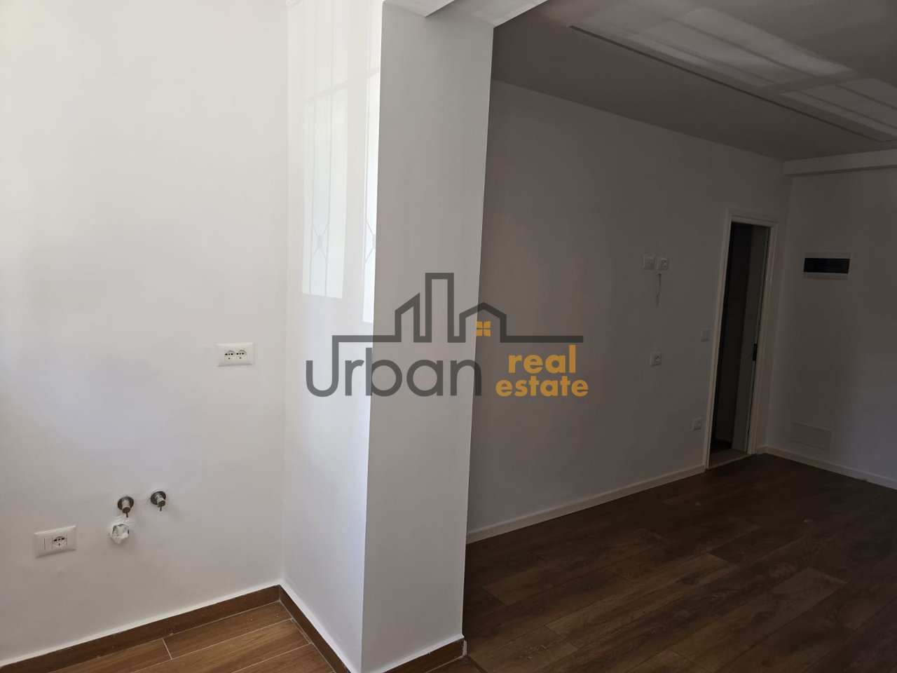 For sale, Studio apartment, 4 Deshmoret Street, Tirana - €83,000 | 30 m²