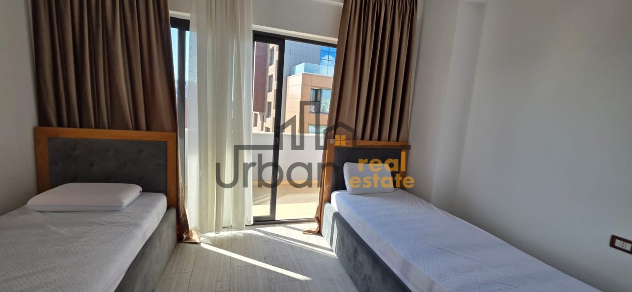 Qera, Apartament 2+1+2 ,Pranë Hotel Marinaj, Tiranë - 50.000 Leke | 120 m²