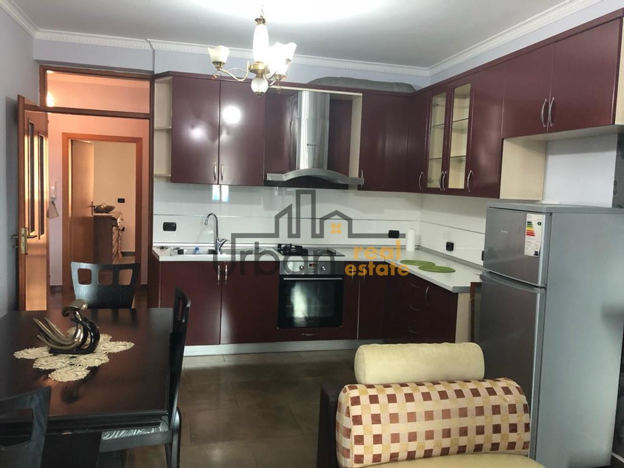 Qera,  Apartament 2+1 ,Rruga e Dibrës, Tiranë - 65,000 Lekë | 76 m²