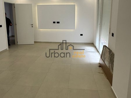 For sale, 2+1 Apartment, Fresku, Tirana - 130000€ | 109 m²