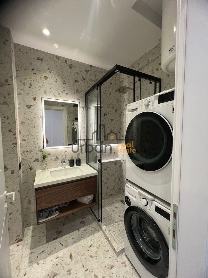 For Rent, Apartment 2+1+Parking Space, Porcelain, Tirana - 1000€ | 90 m²