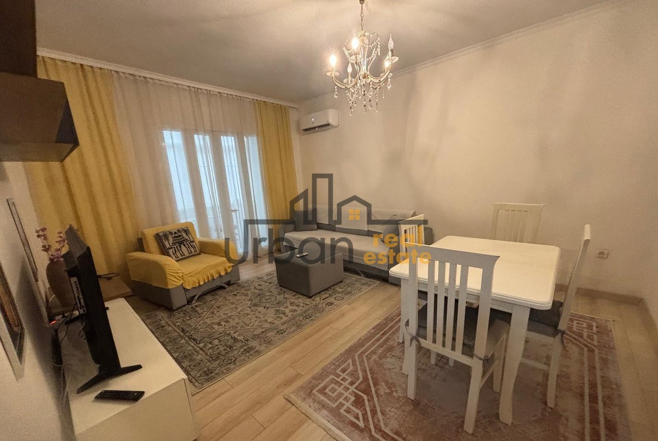 In affitto, Appartamento 3+1, Myslym Shyri, Tirana - 800€ | 100 m²