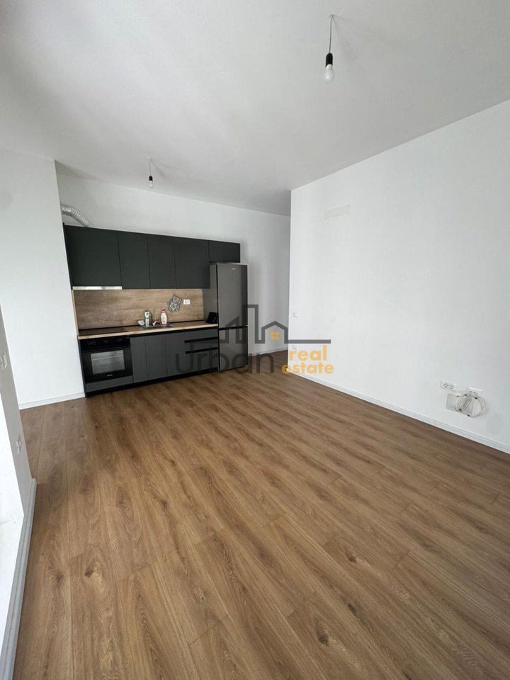 In affitto, appartamento 1+1, Ali Demi, Tirana - 35.000 Leke | 70 m²