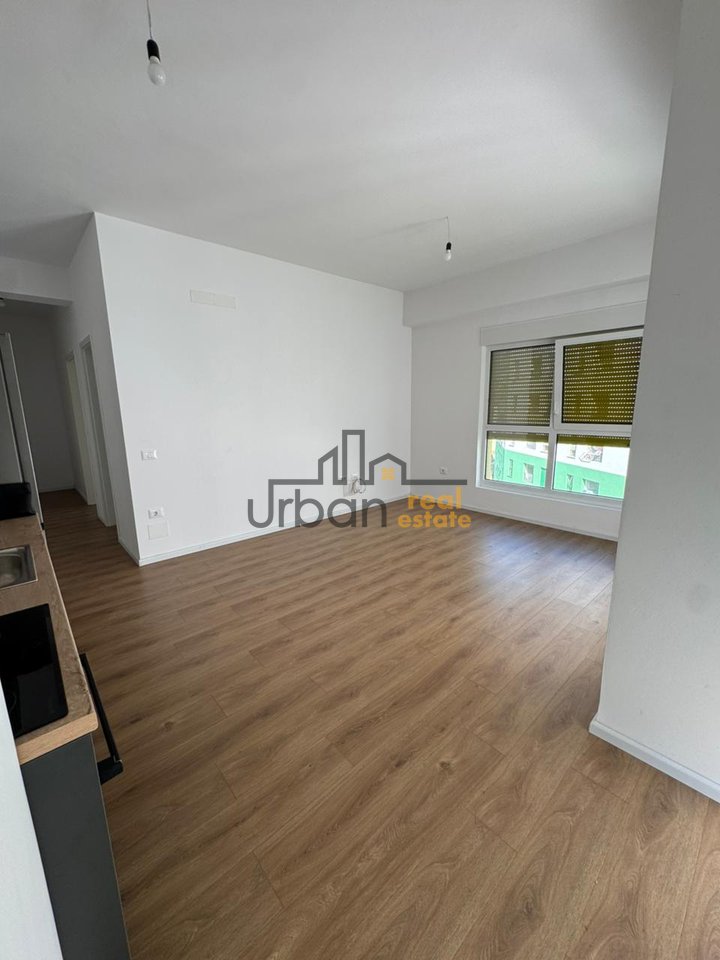 In affitto, appartamento 1+1, Ali Demi, Tirana - 35.000 Leke | 70 m²