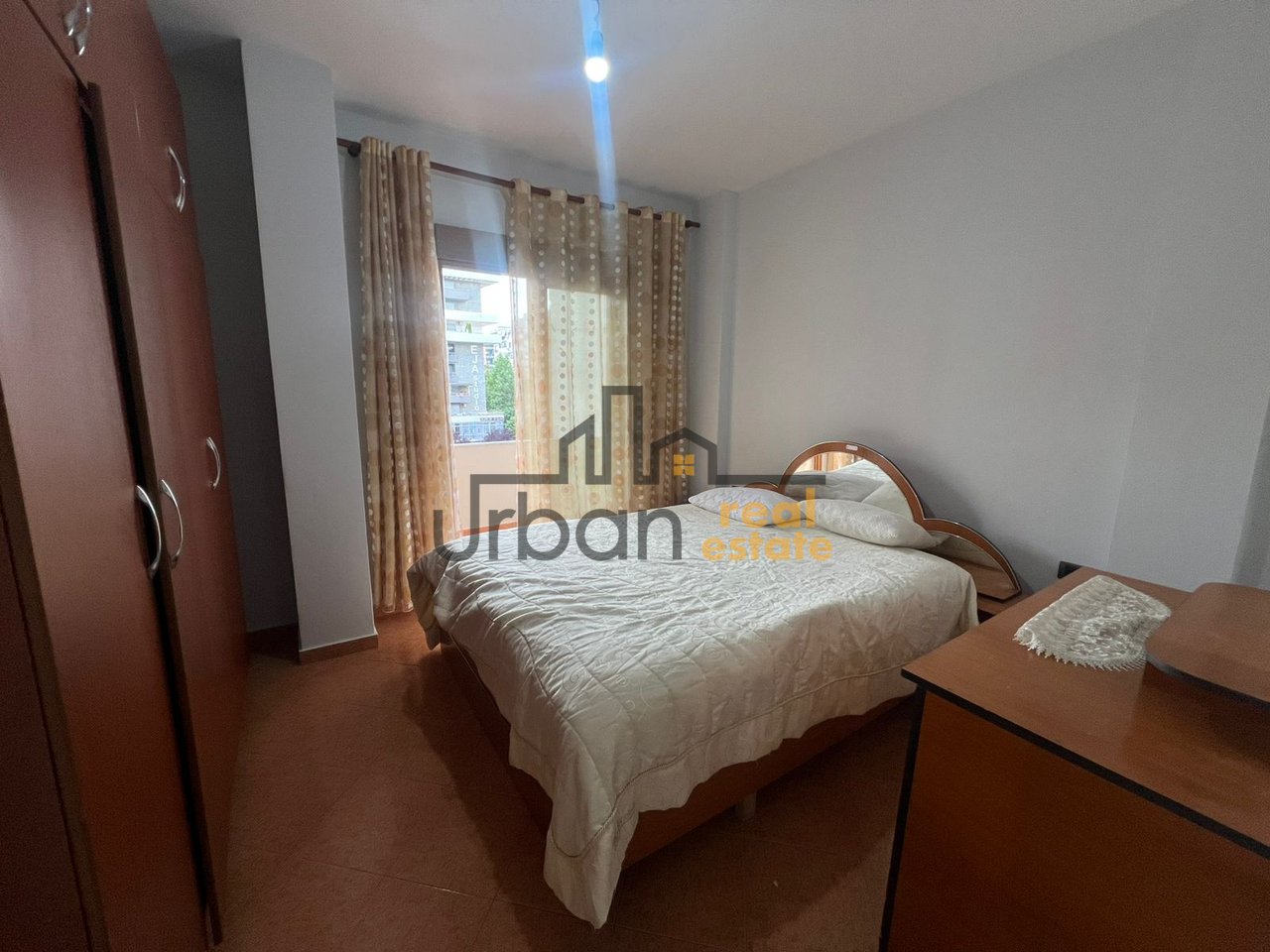 Qera, Apartament 2+1+2,  Astir, Tiranë - 50.000 Leke | 120 m²