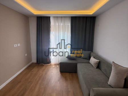 Okazion, Shiten 3 Apartamente 1+1, Blloku i Ambasadave, Tiranë - 327,000€ | 123 m²