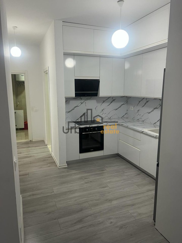 Qera, Apartament 2+1+2 , Yzberish, Tiranë - 600€ | 90 m²