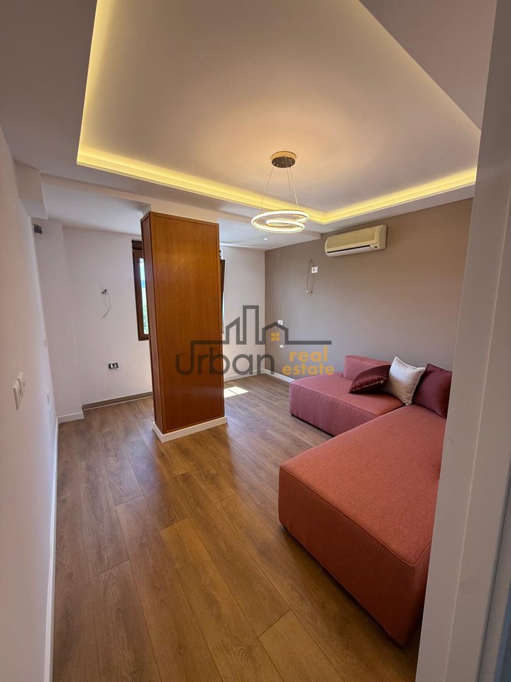 Opportunità, 3 Appartamenti 1+1 in Vendita, Embassy Block, Tirana - €327.000 | 123 m²