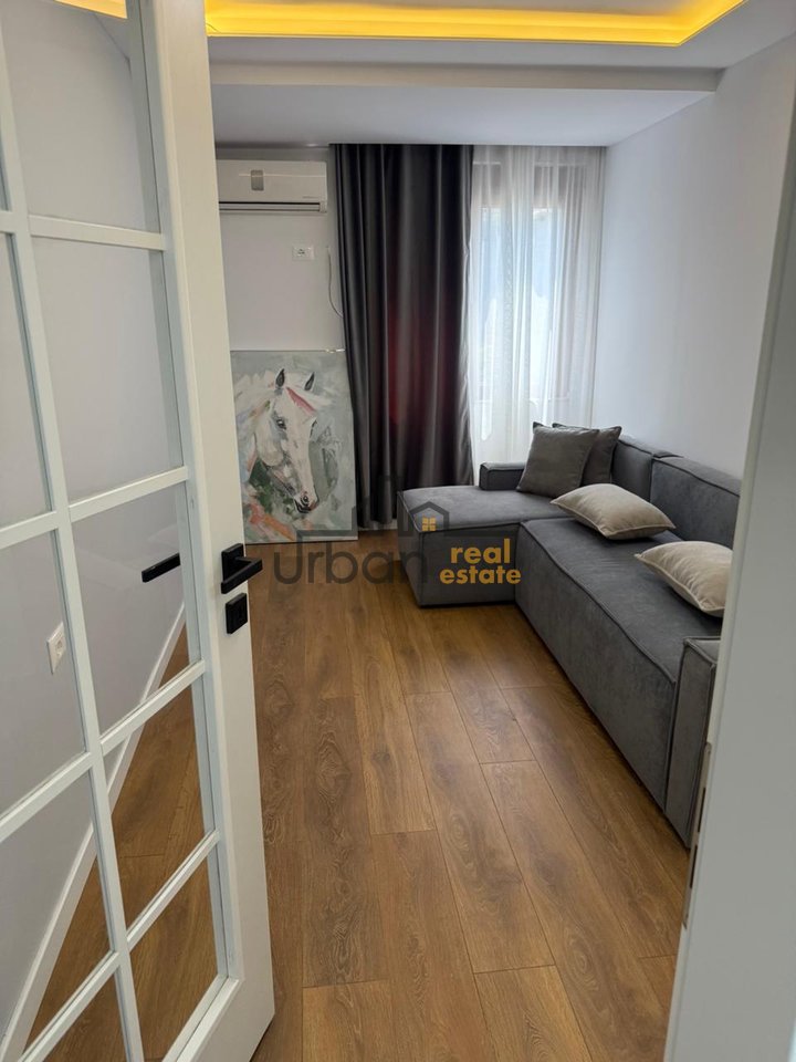 Opportunità, 3 Appartamenti 1+1 in Vendita, Embassy Block, Tirana - €327.000 | 123 m²