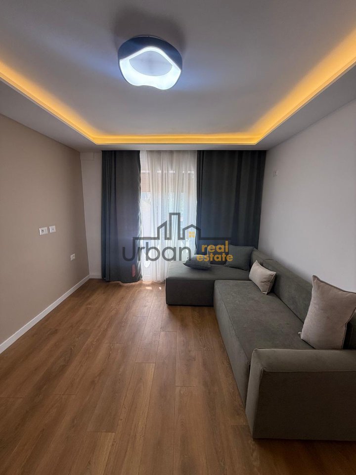 Opportunità, 3 Appartamenti 1+1 in Vendita, Embassy Block, Tirana - €327.000 | 123 m²