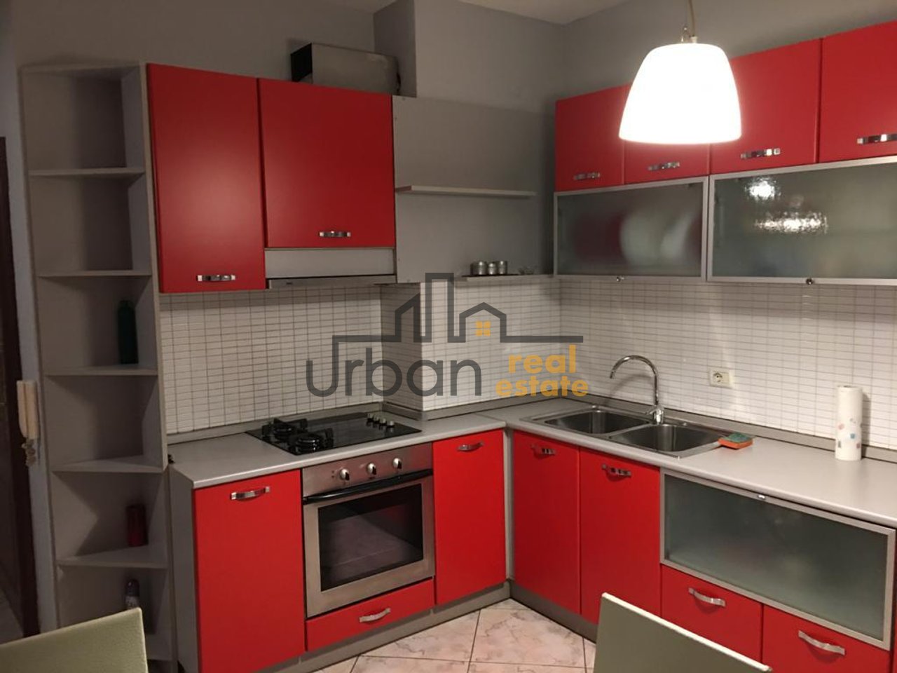 Qera,  Apartament 1+1, Liceu Artistik, Tiranë - 75.000 leke  | 70 m²