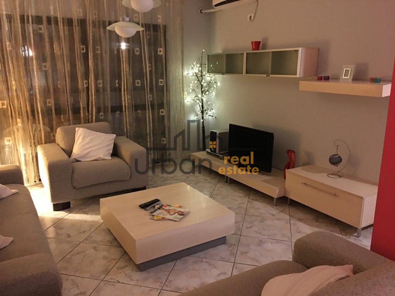 Qera,  Apartament 1+1, Liceu Artistik, Tiranë - 75.000 leke  | 70 m²