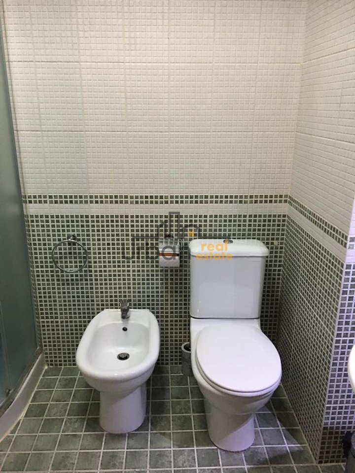 Qera,  Apartament 1+1, Liceu Artistik, Tiranë - 75.000 leke  | 70 m²
