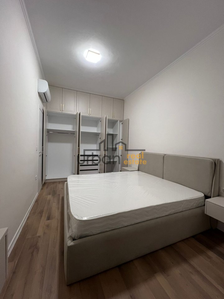 Qera, Apartament 1+1 ,Kompleksi Aura, Tiranë - 55.000 lekë  | 66 m²