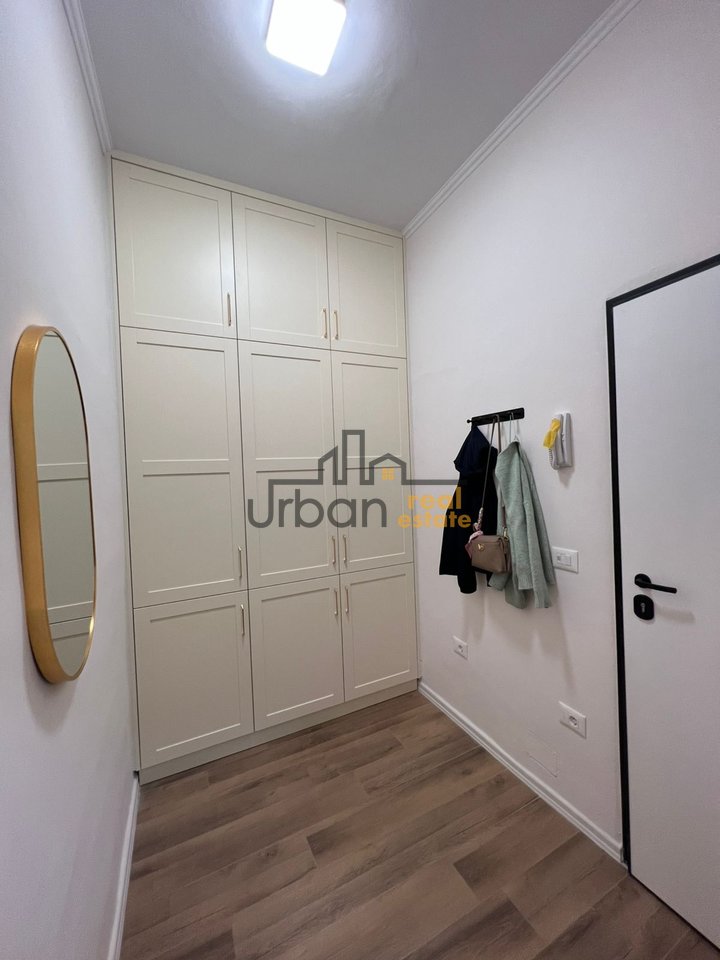 Qera, Apartament 1+1 ,Kompleksi Aura, Tiranë - 55.000 lekë  | 66 m²