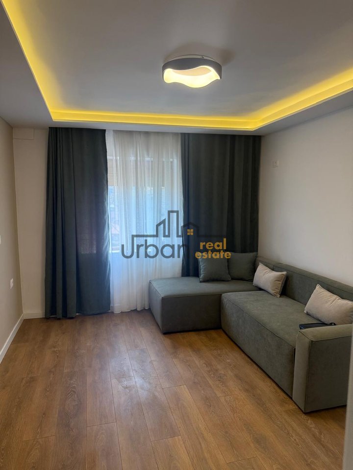 Opportunità, 3 Appartamenti 1+1 in Vendita, Blocco Ambasciata, Tirana - €327.000 | 123 m²