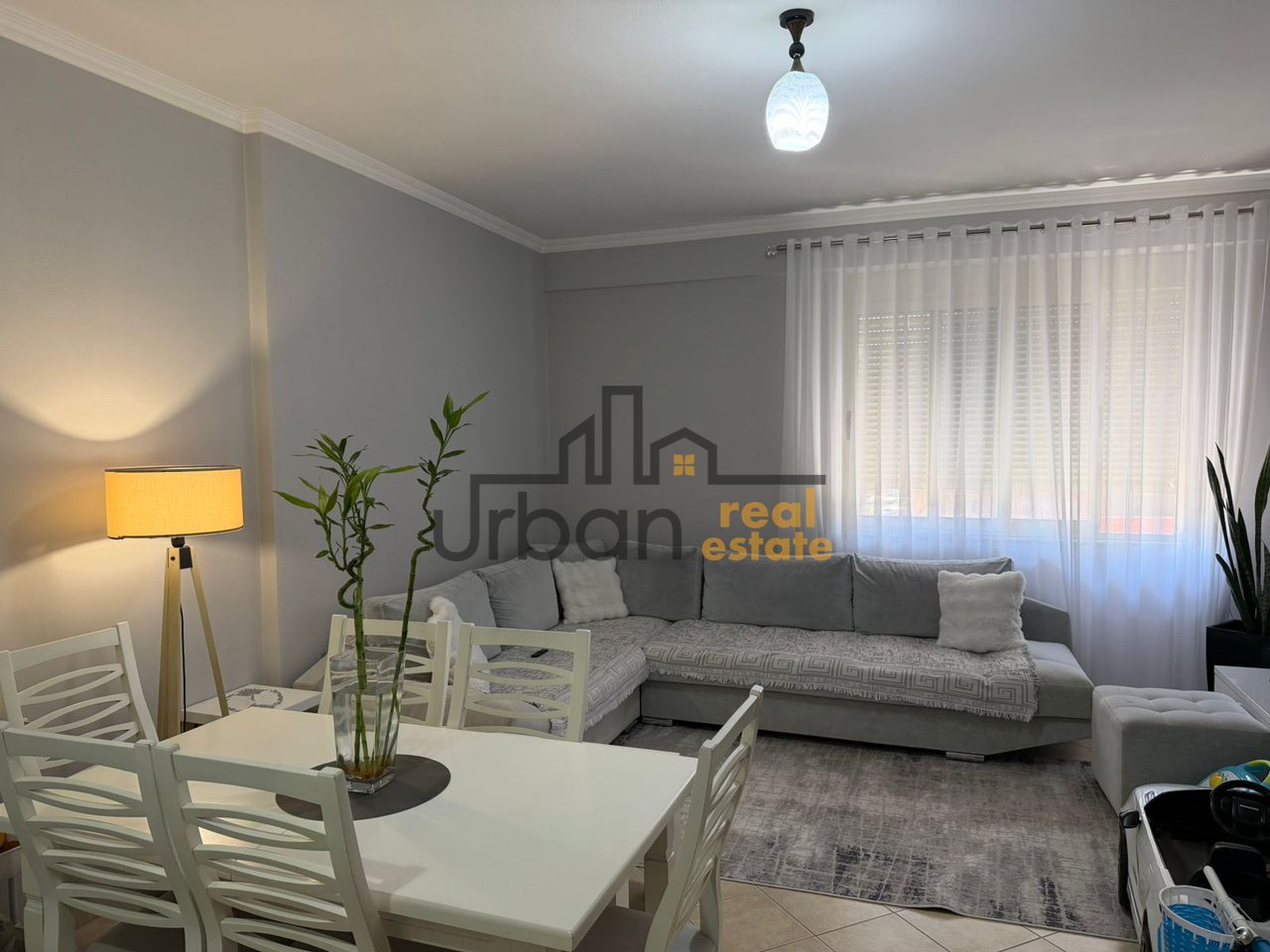 In affitto, Appartamento 1+1, Astir, Tirana - 400€ | 65 m²