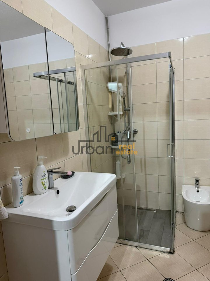 In affitto, Appartamento 1+1, Astir, Tirana - 400€ | 65 m²