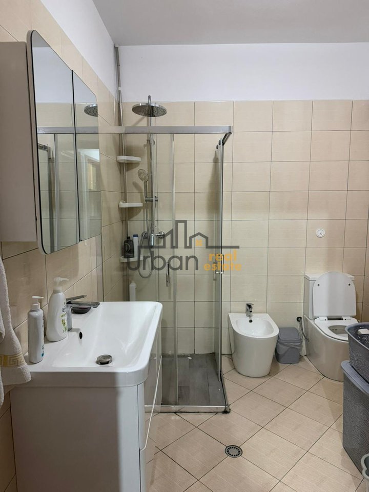 In affitto, Appartamento 1+1, Astir, Tirana - 400€ | 65 m²