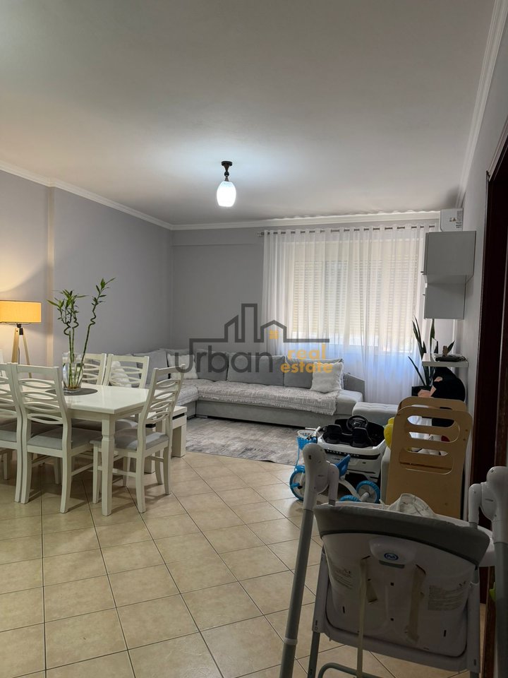 In affitto, Appartamento 1+1, Astir, Tirana - 400€ | 65 m²