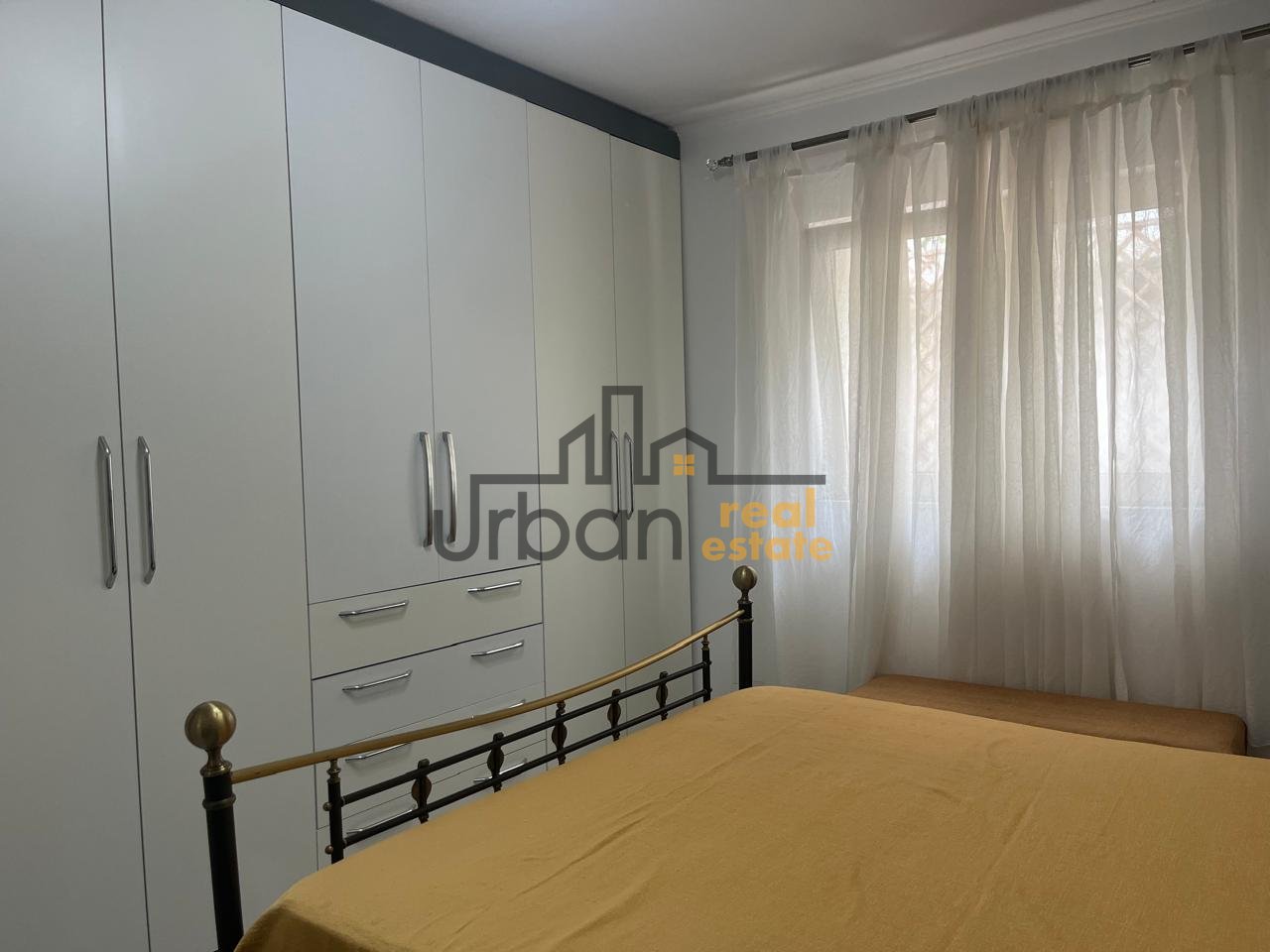 Qera,  Apartament 2+1 , Ish Stacioni i Trenit, Tiranë - 55.000 Lekë  | 80 m²