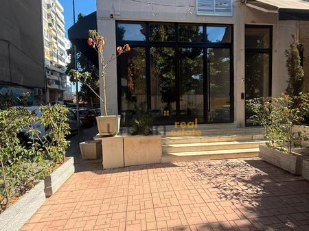 Qera, Dyqan, Prane Square 21, Tiranë - 1700€ | 85 m²