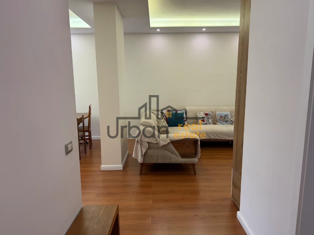 Affitto,  Appartamento 2+1+2 , Lago Secco, Tirana - 75.000 Lek| 94 m²
