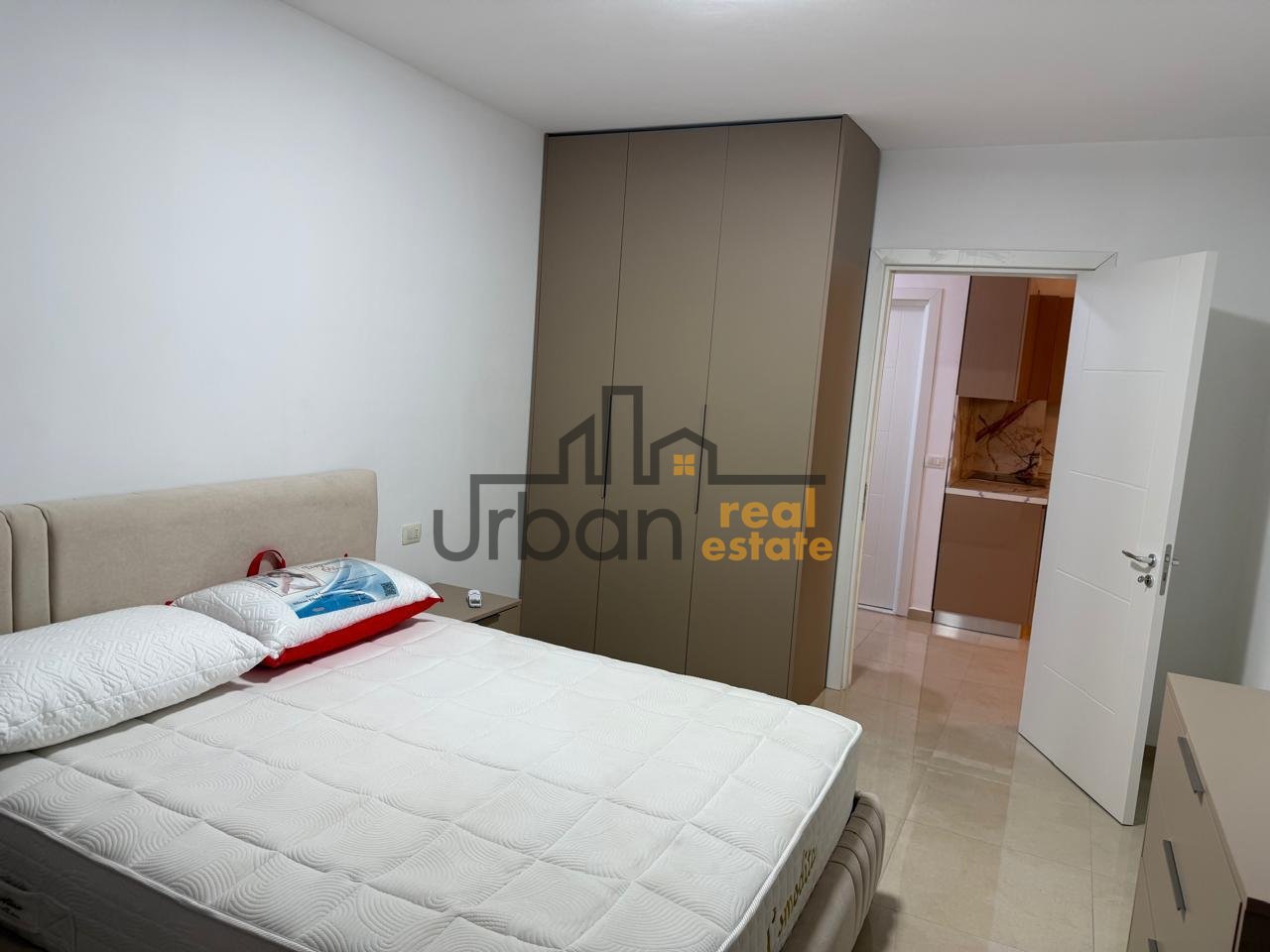 Affitto, Appartamento 2+1, Via Dibrës, Tirana -70.000 Lek | 80 m²
