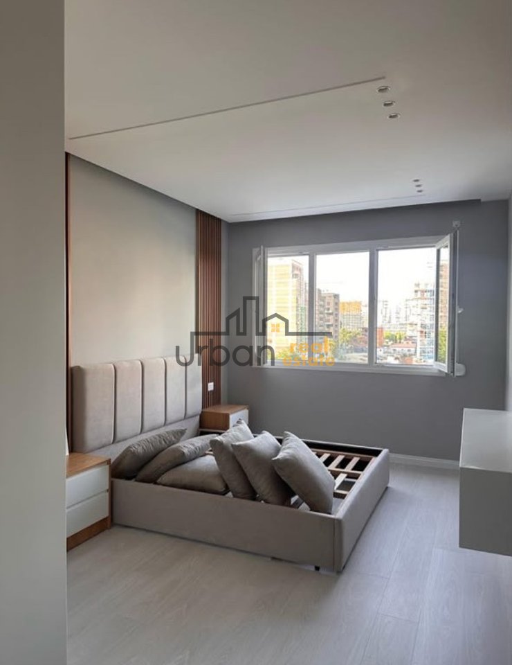 Affitto, Appartamento 1+1+Posto Auto, River Residence, Tirana - 65.000 Lek | 75 m²