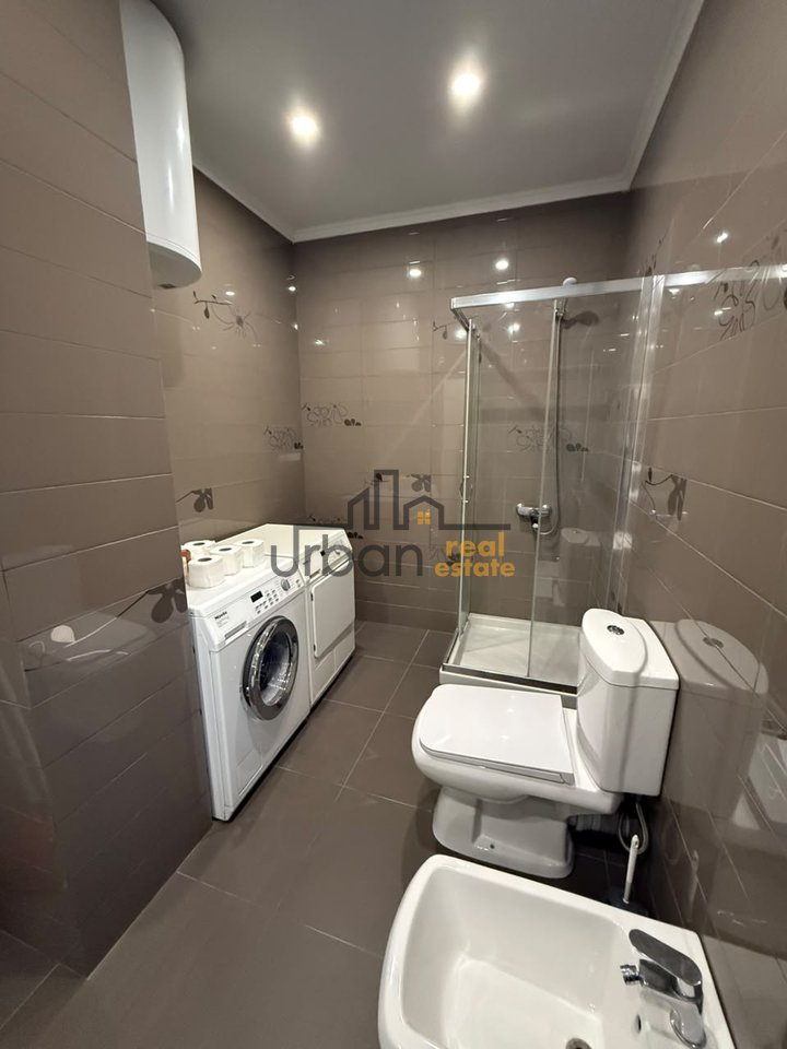 For sale, Apartment 2+1+2+Parking Space, Ali Demi Field, Tirana – 270,000€ | 98 m²
