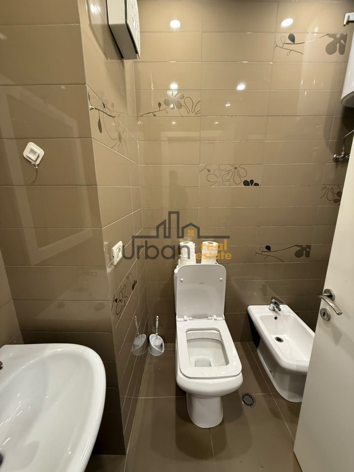 For sale, Apartment 2+1+2+Parking Space, Ali Demi Field, Tirana – 270,000€ | 98 m²