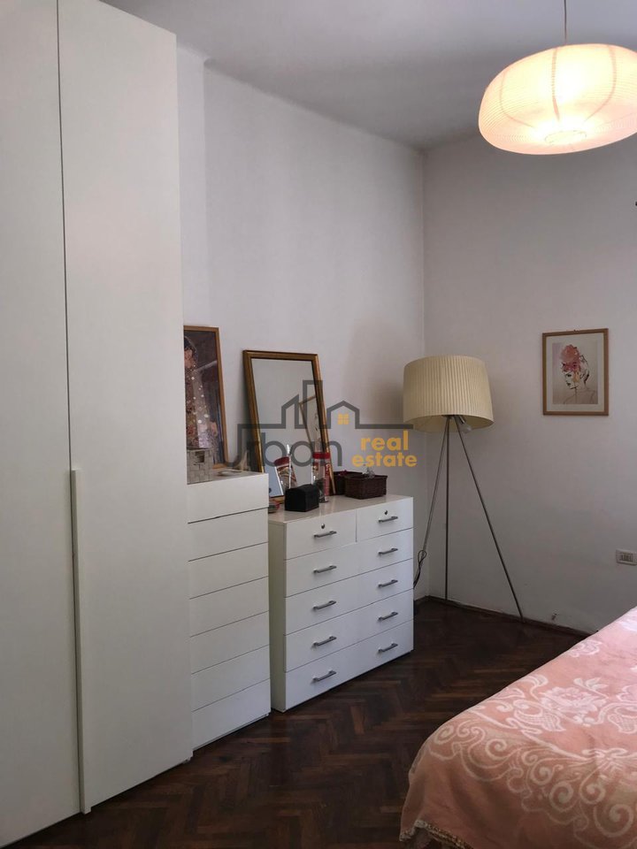 Affitto, Appartamento 3+1, Centro, Tirana – 85.000 Lek | 160 m²
