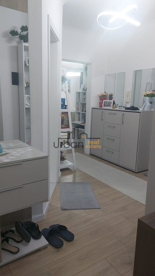 Shitet, Apartament 2+1, Kinostudio, Tiranë - 14,600,000 Lekë | 80 m²