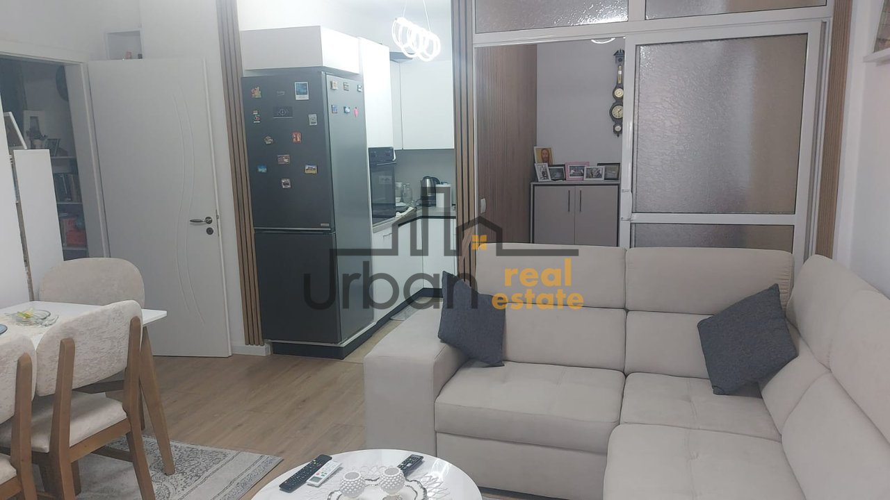 Shitet, Apartament 2+1, Kinostudio, Tiranë - 14,600,000 Lekë | 80 m²