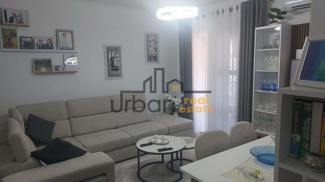 Shitet, Apartament 2+1, Kinostudio, Tiranë - 14,600,000 Lekë | 80 m²