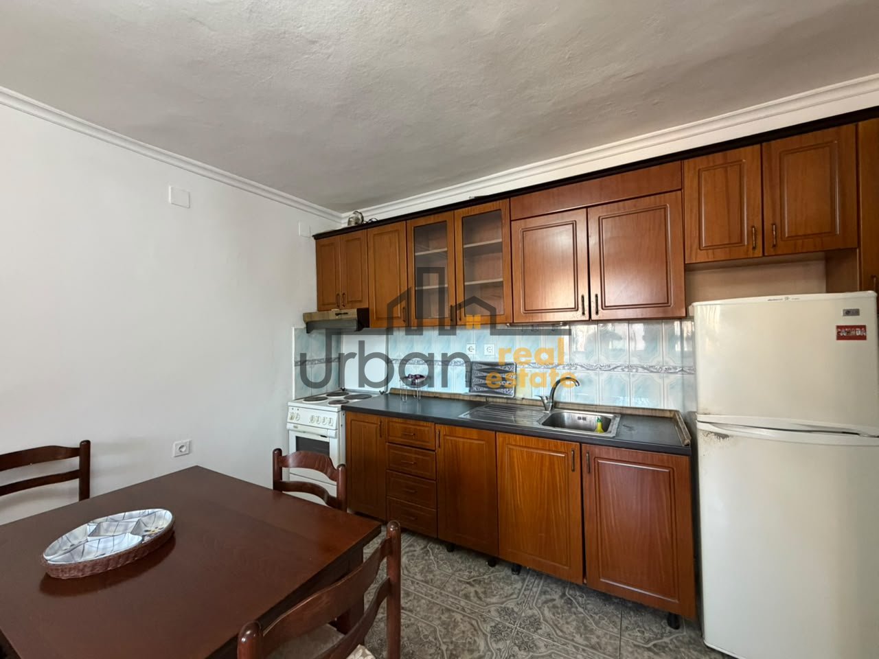 Shitet, Apartament 1+1, Rruga Asim Vokshi,  Tiranë - 13,000,000 Lekë | 62 m²