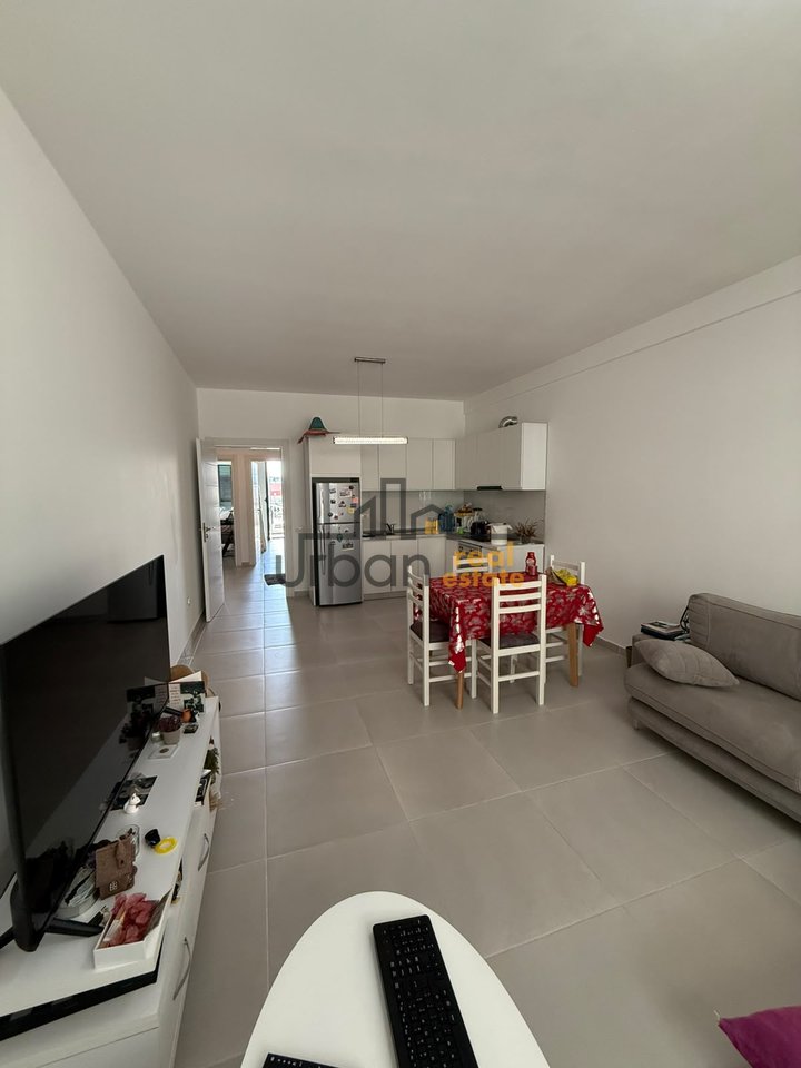 Qera, Apartament 2+1 , Kompleksi ASL, Tiranë - 70,000 Lekë| 110 m²