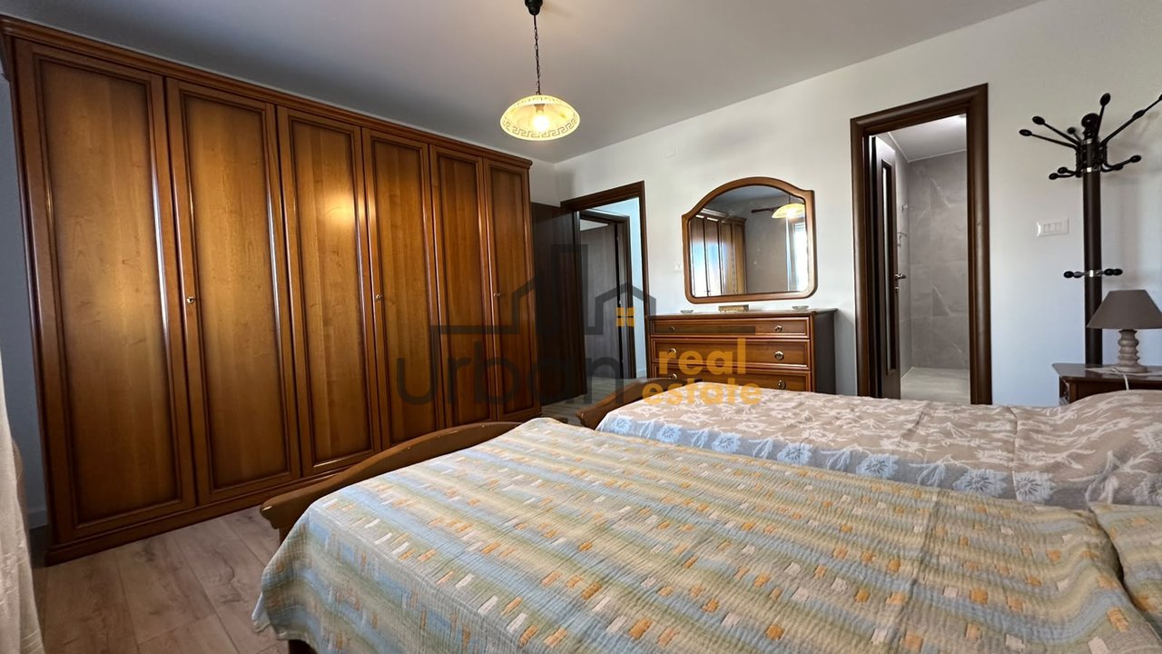 Qera, Apartament 2+1+2,  Komuna e Parisit, Tiranë - 800€ | 100 m²