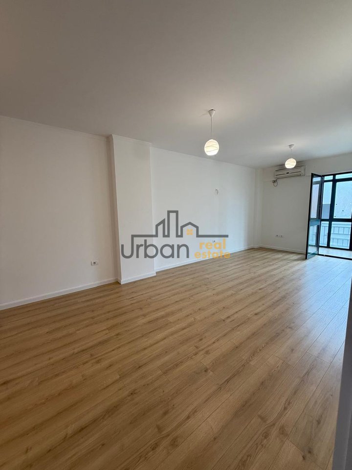 For sale, 1+1 Apartment, Kavaja Street, Tirana - 192,000€ | 76 m²