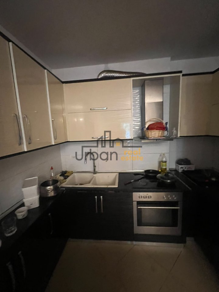 Qera, Apartament 2+1+2 , Yzberish, Tiranë - 450€ | 80 m²