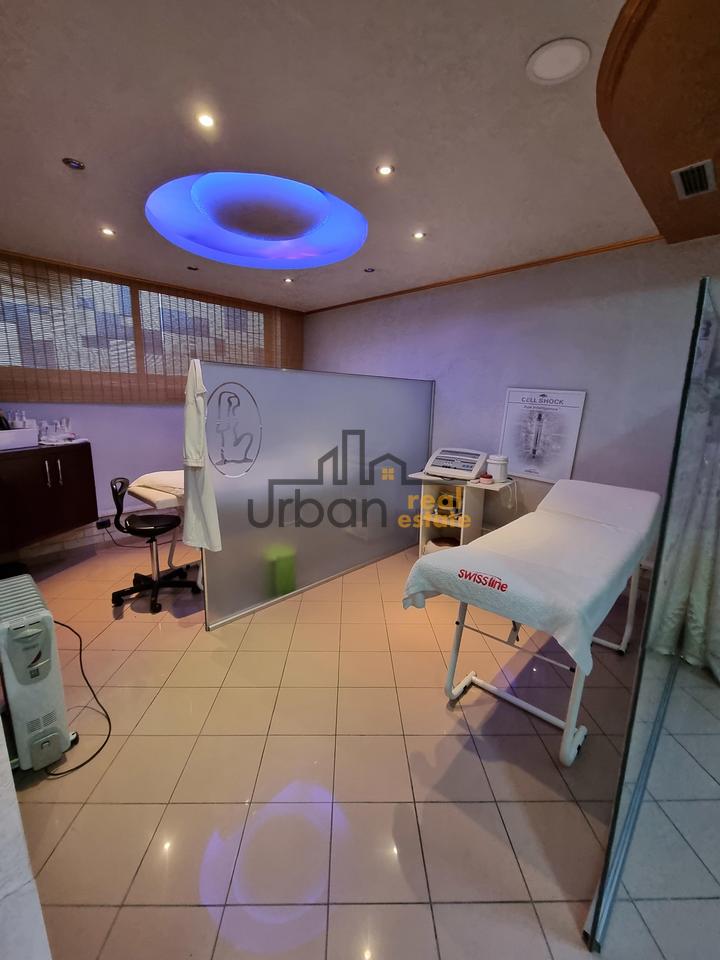 Qera, Ambient Biznesi, Pranë Ambasadës Polake ,Tiranë - 100.000 Lekë | 148 m²