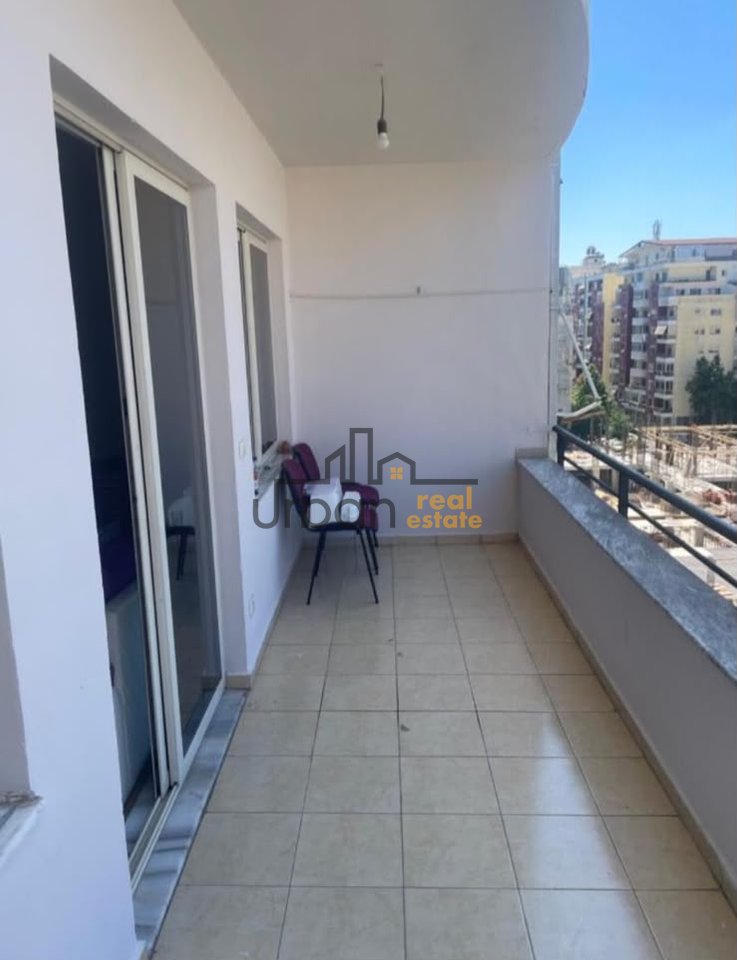 In affitto, Appartamento 1+1, Yzberish, Tirana - 40.000 Lekë | 85 m²