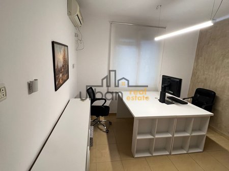 Qera, Ambient Biznesi , Stadiumi Dinamo, Tiranë - 30,000 Lekë | 28 m²