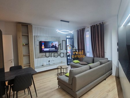 Qera, Apartament 2+1+2 , Kopshti Zoologjik, Tiranë - 1000€ | 110 m²