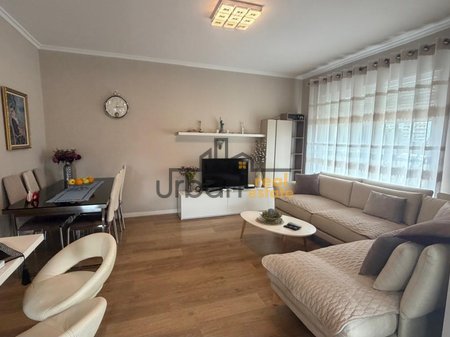In vendita, Appartamento 3+1+2, Comune di Parigi, Tirana - 450.000€ | 158 m²