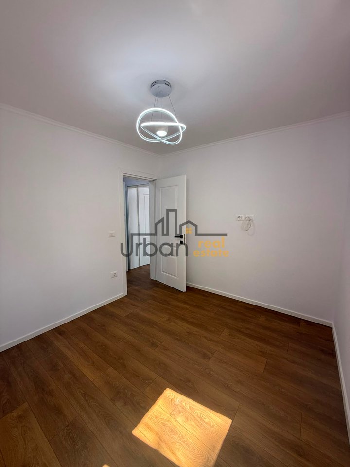 Shitet,  Apartament 1+1 , Xhamlliku, Tiranë - 94,000€ | 34 m²