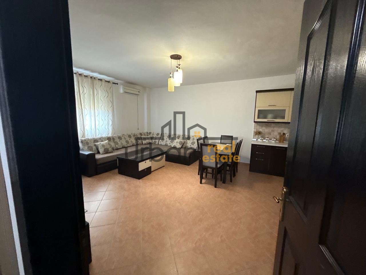 Affitto, Appartamento 2+1, Vicino all'Ospedale Hygeia, Tirana - 450€ | 120 m²